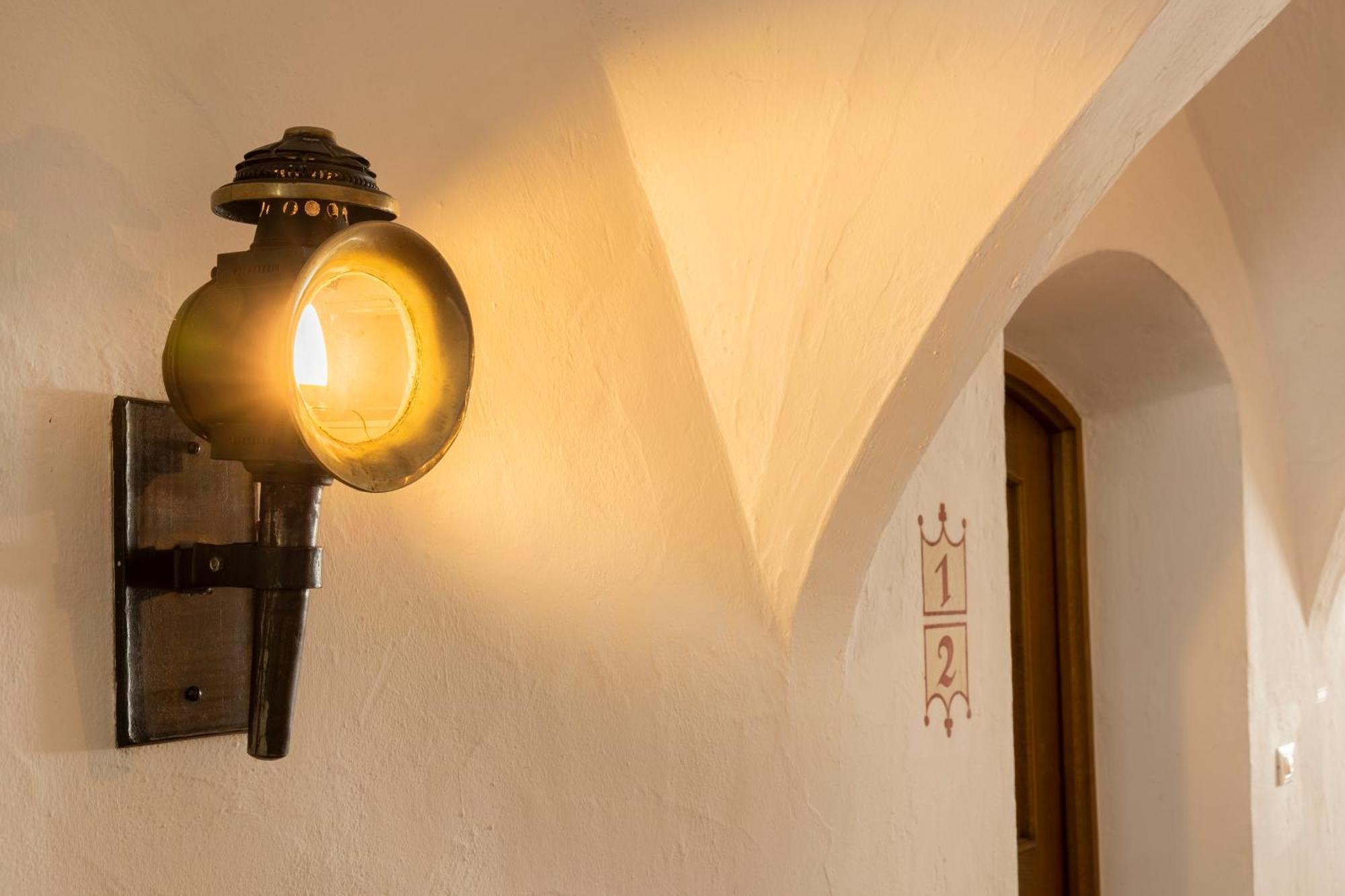 Gasthof Goldenes Lamm Vahrn Exteriör bild